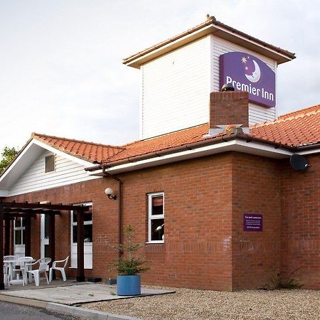 Premier Inn Челмсфорд Экстерьер фото