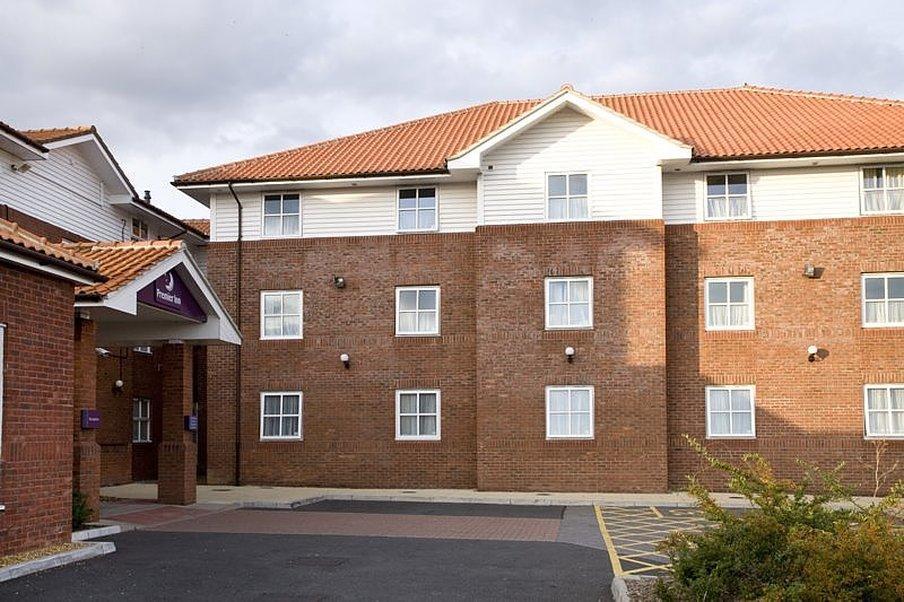 Premier Inn Челмсфорд Экстерьер фото