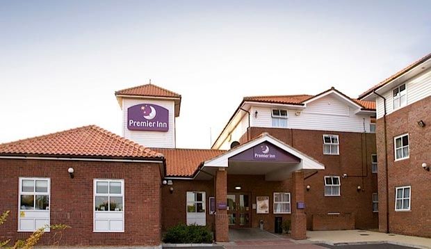 Premier Inn Челмсфорд Экстерьер фото